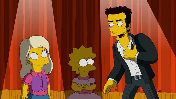 Harper ist die neue Schülerin in Lisas Klasse und sehr reich. Lisa befreundet sich schnell mit dem neuen Mädchen und erfährt, was es für Vorteile hat mit einem Superreichen befreundet zu sein. Doch schnell gibt es Streit und ihre Freundschaft zerbricht. Homer möchte auch ein Stück vom Kuchen ab haben und versucht die beiden wieder zu versöhnen.